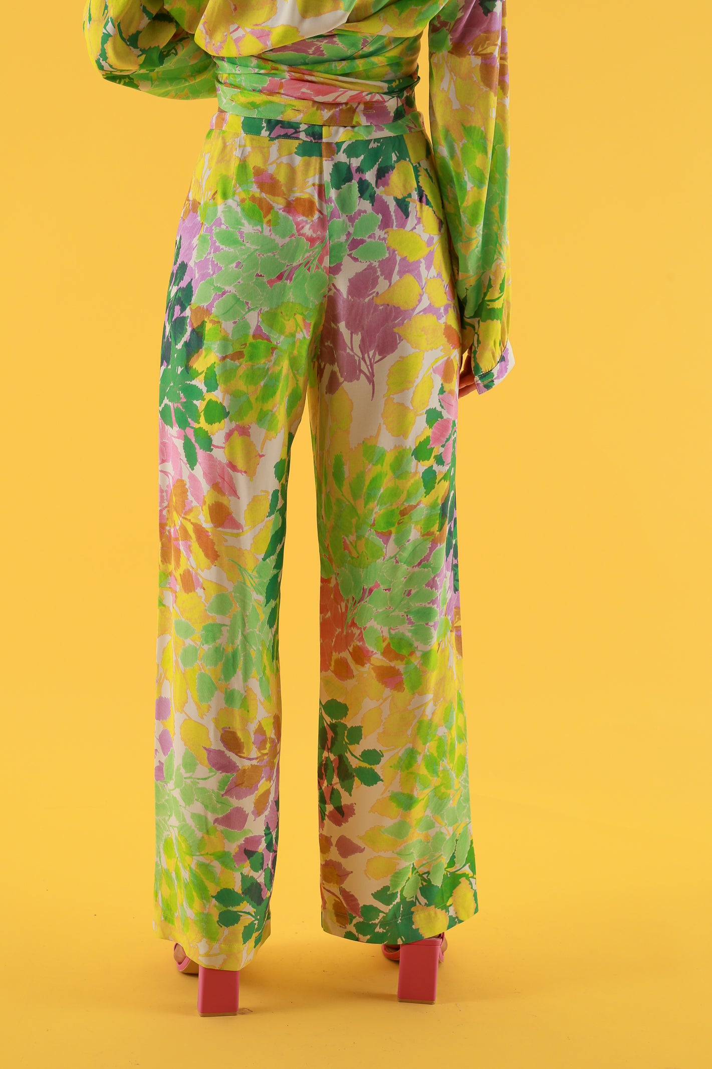 PANTALON PARGE FEUILLAGE JAUNE