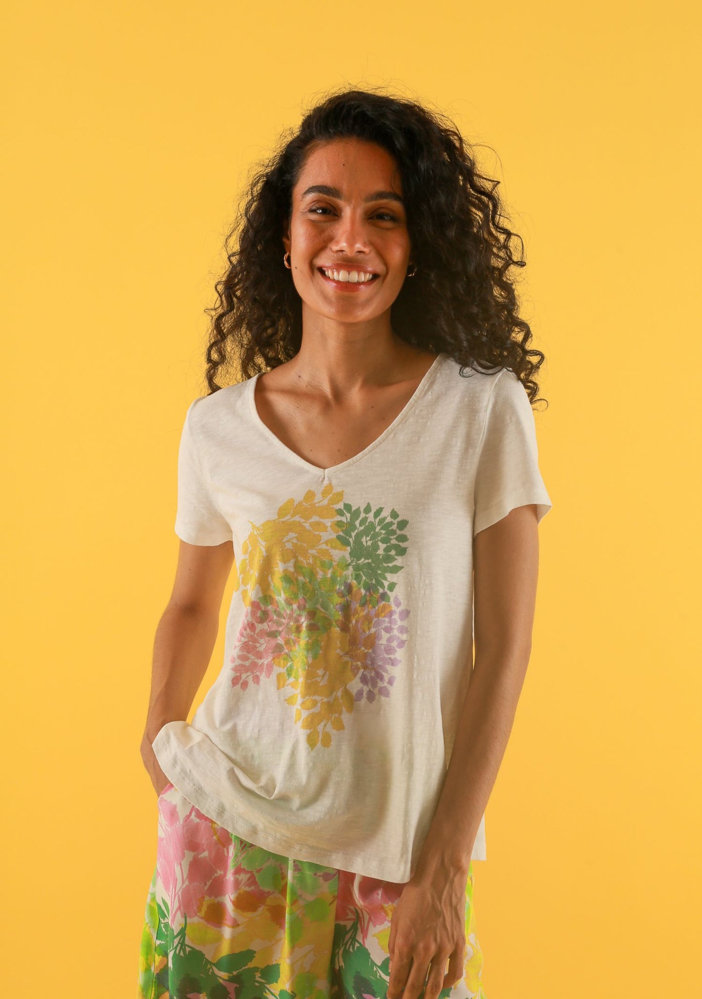 TEE SHIRT TOCHE FEUILLAGE ECRU