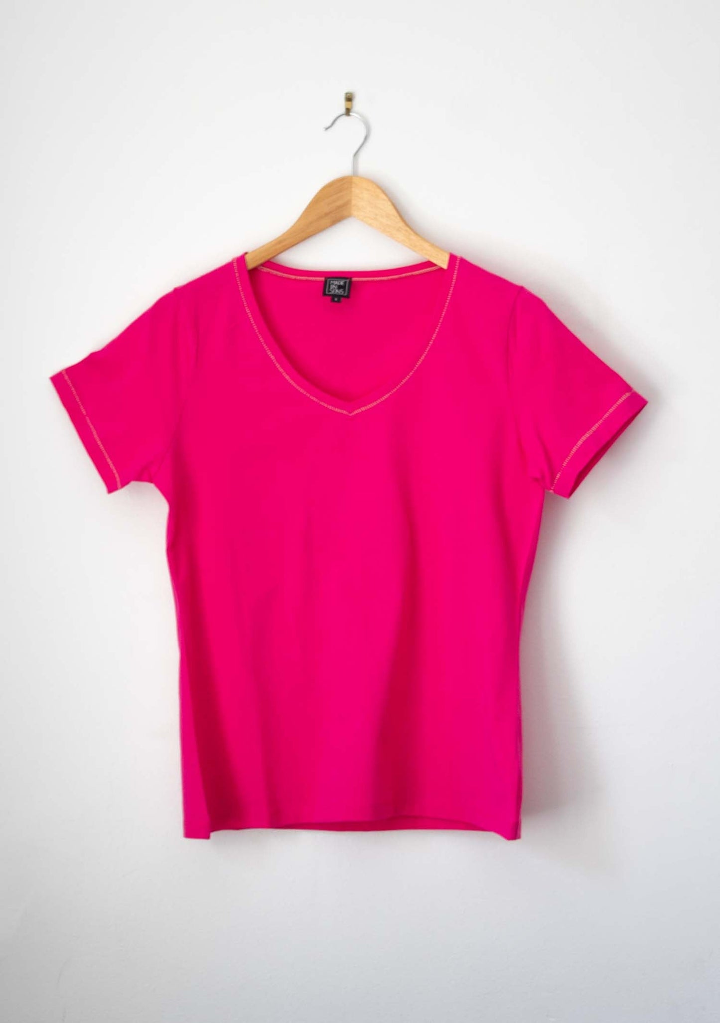 T-SHIRT COL V EN COTON FUSHIA