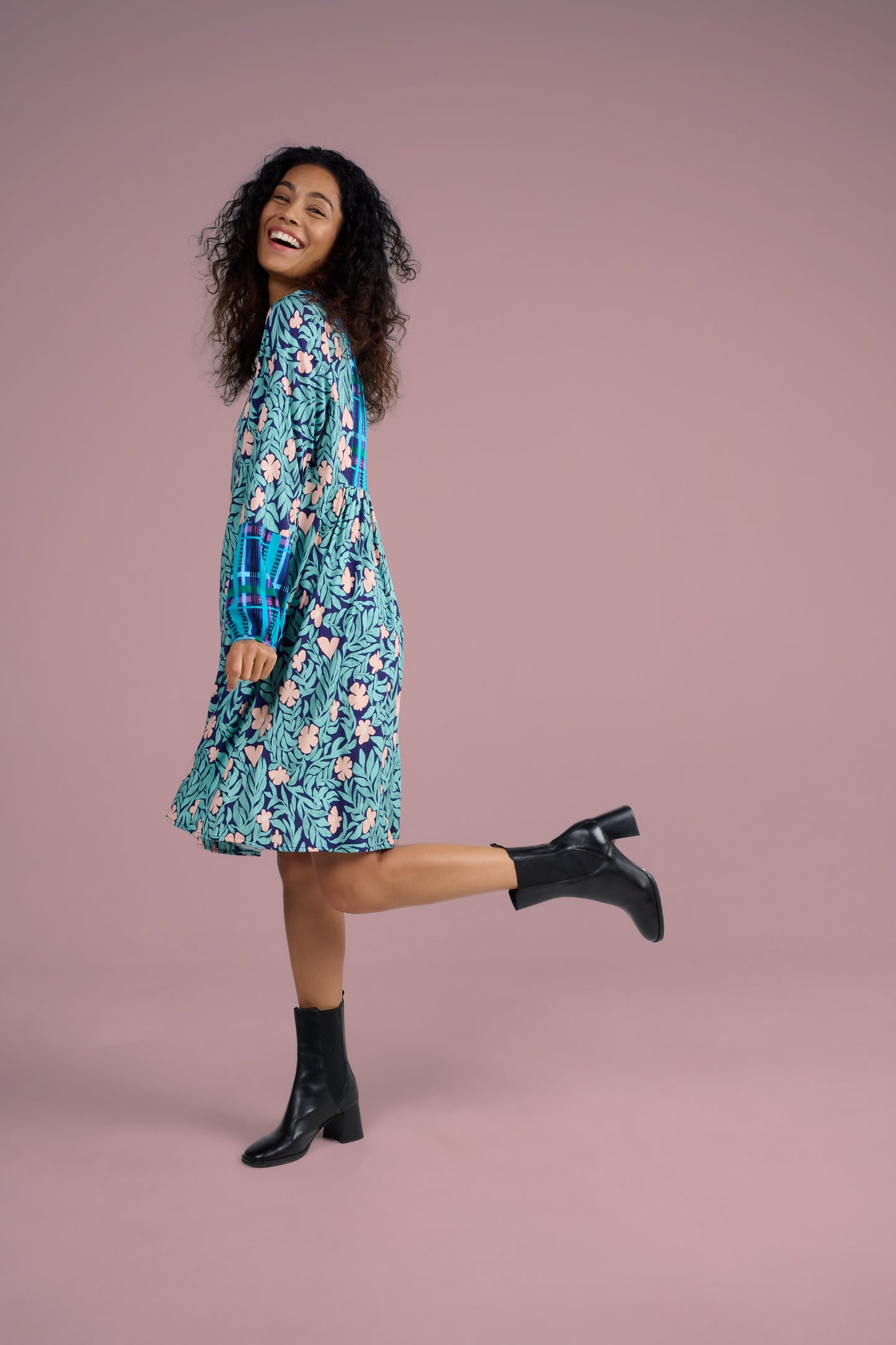 ROBE REINE JARDIN ROSE