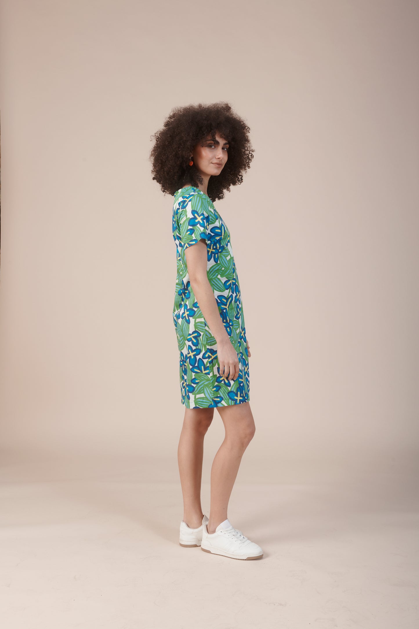 ROBE ROUGE BOSQUET VERT