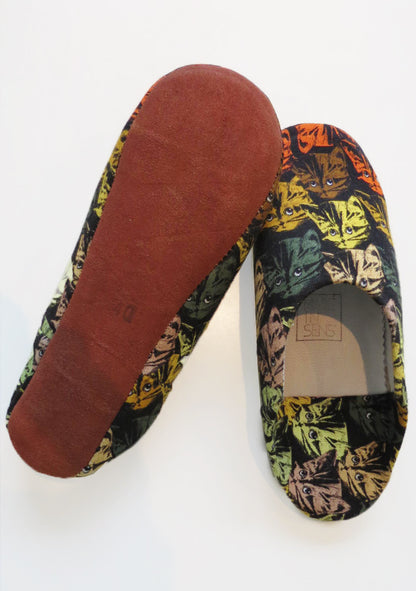 BABOUCHES EN CUIR IMPRIMÉ CHAT