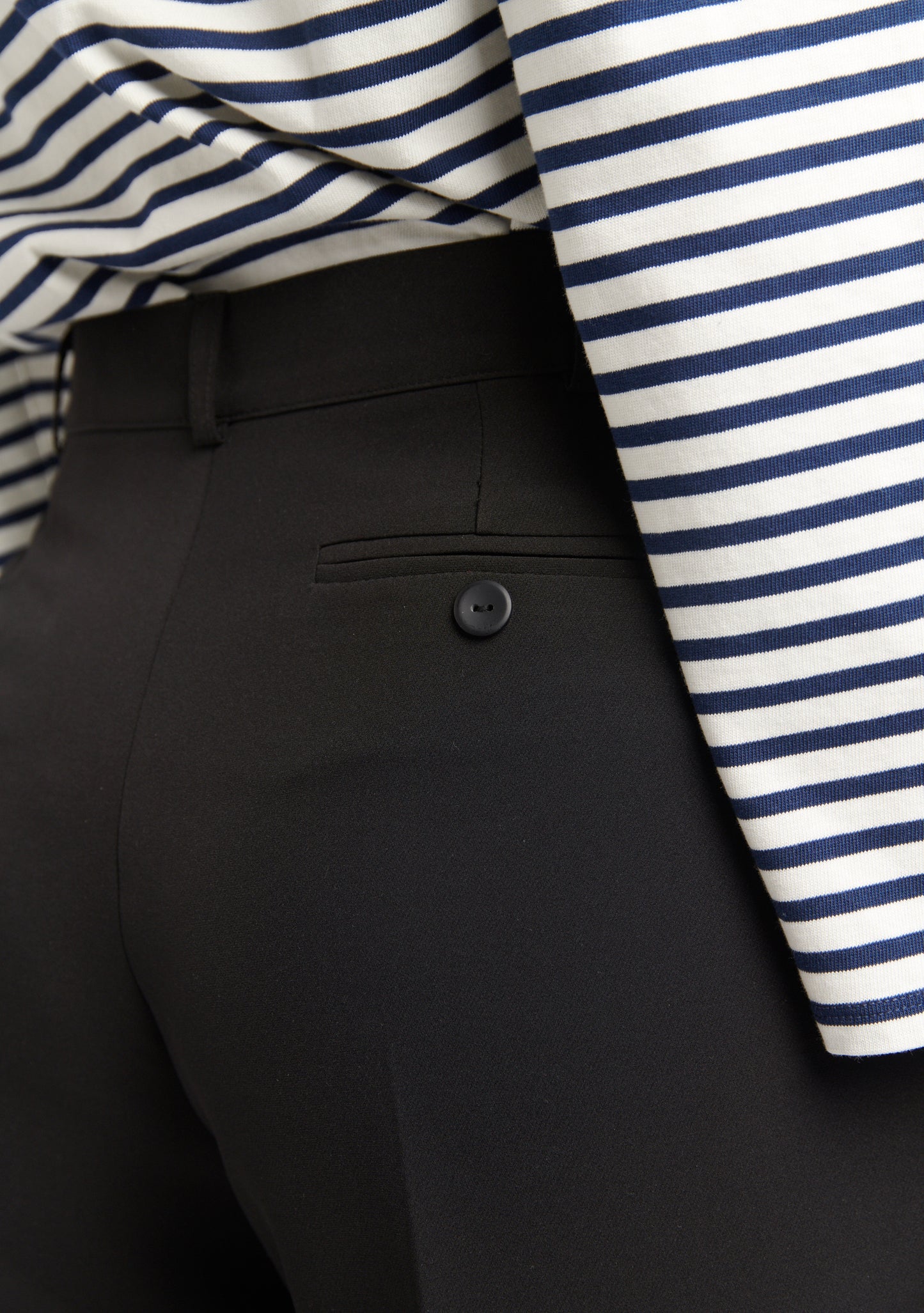 PANTALON PTROI DROIT TAILLE HAUTE NOIR