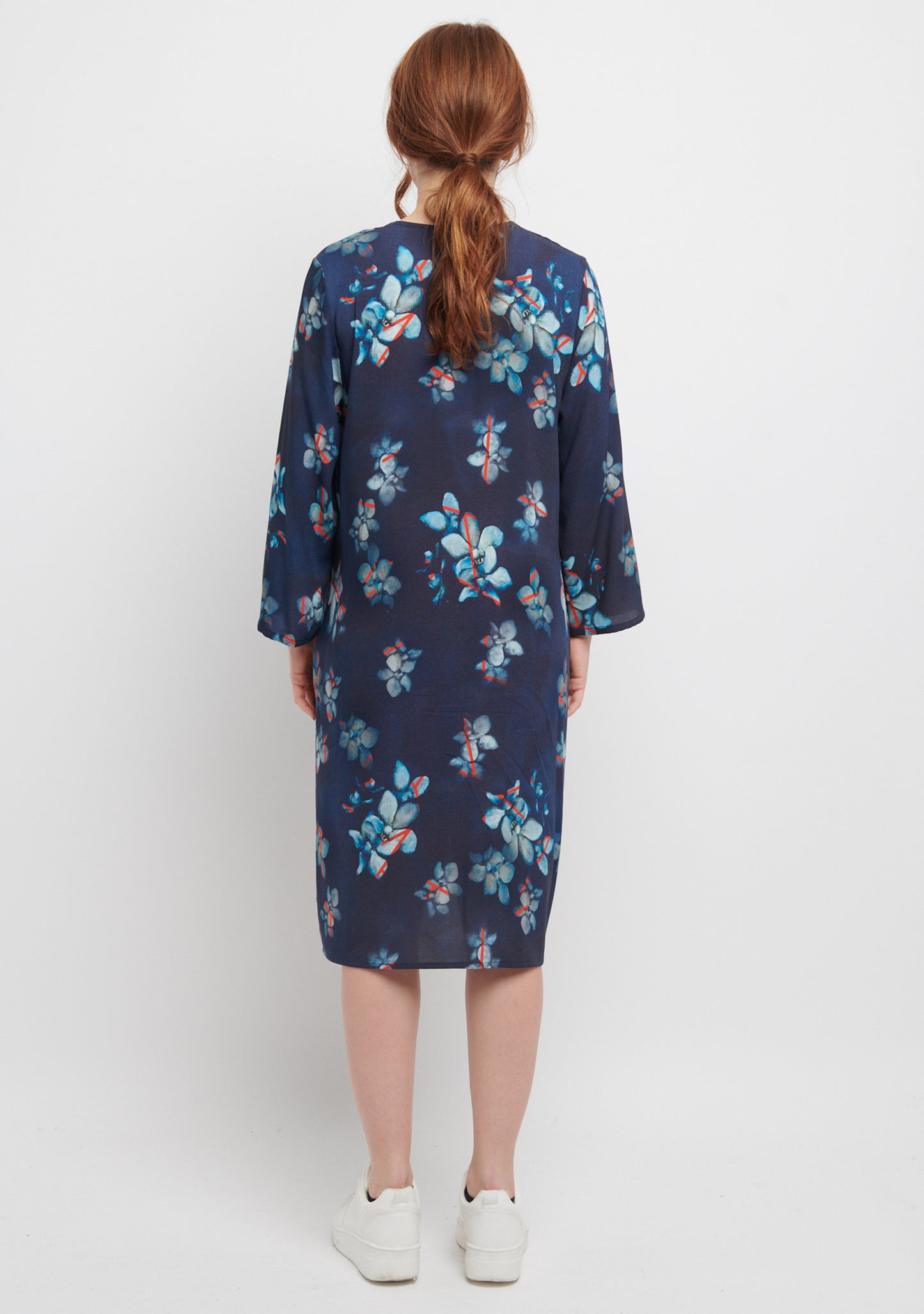ROBE OVERSIZE RUNIE NUIT